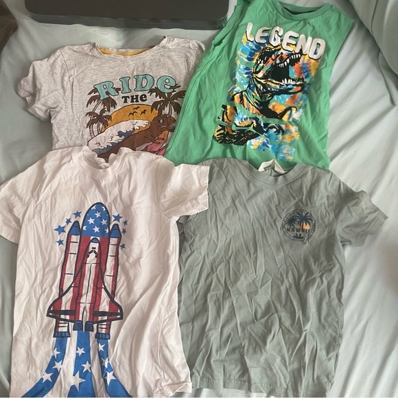 Boys Graphic Tees Bundle - Picture 5 of 5